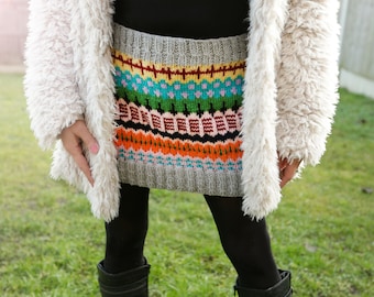 Hand knitted skirt, Mini wool skirt, Handmade mini wool skirt