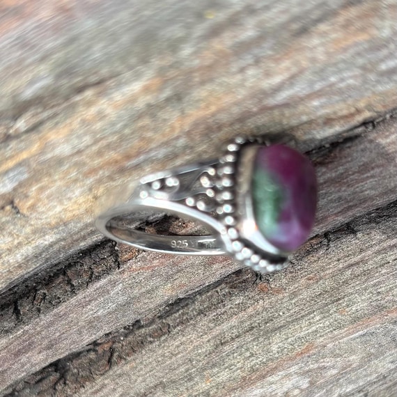 Ruby in Zoisite Ring Size 7 1/2 - image 4