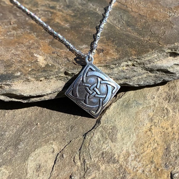 Waldeck Johnson Pendant / Navajo Waldeck Johnson / St… Gem