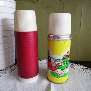 Vintage little thermos /Vacuum flask/Thermos for hot and cold drinks /Tourist thermos /Vacuum flask for travel /Camping equipment from 80s