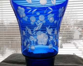 ヴィンテージ コバルトブルー カット クリスタル花瓶：1980年代
