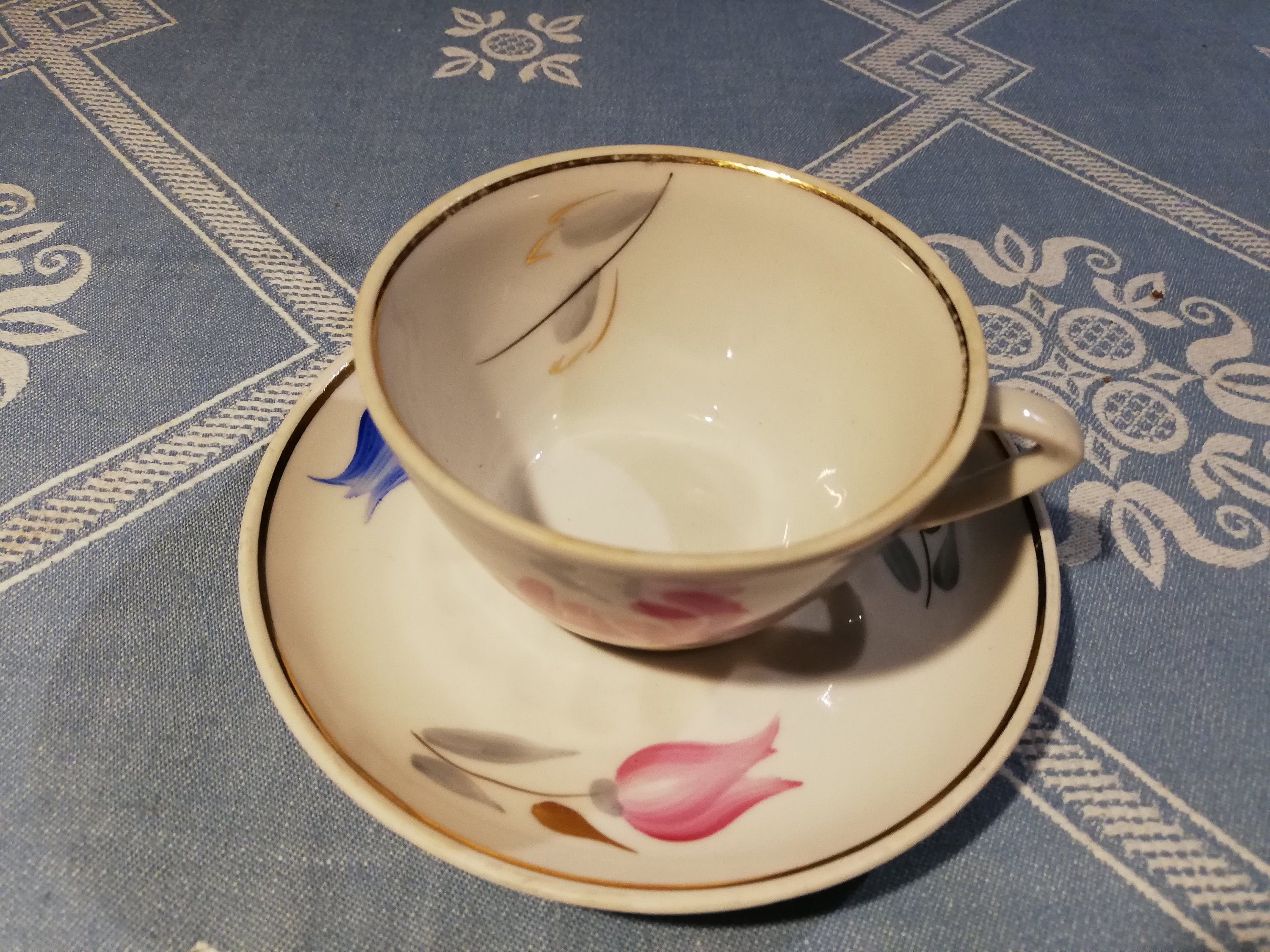 Riga Porcelain Factory Coffee/ PFF Regina Tea Cup And RPR Saucer and extra 3 saucers, Russian Design Tea Cup and Saucer USSR era 1960/70 s