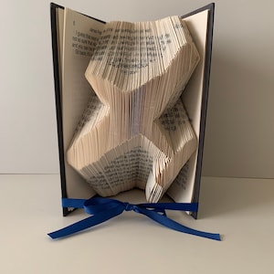 Airplane Art, Book Sculpture, Airplane Sculpture, Gift for Pilot, Unique Book Art, Office Décor, Gift for Book Lover, Airplane Gift, Origami