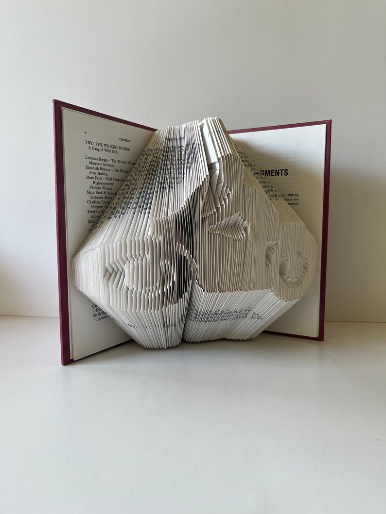 Book Folding Pattern, Book Sculpture, Pattern Book, Mark and Measure ...