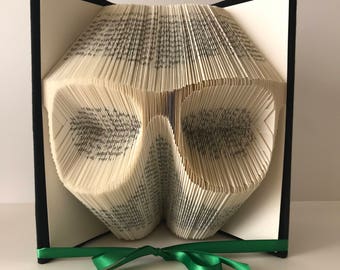 Ophthalmologist Gift, Eyeglasses Sculpture, Eye Doctor Gift, Graduation Present
