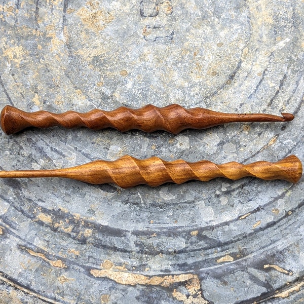 Agujas de crochet de madera retorcidas, oscuras y claras, tamaños de 1 m a 10 mm