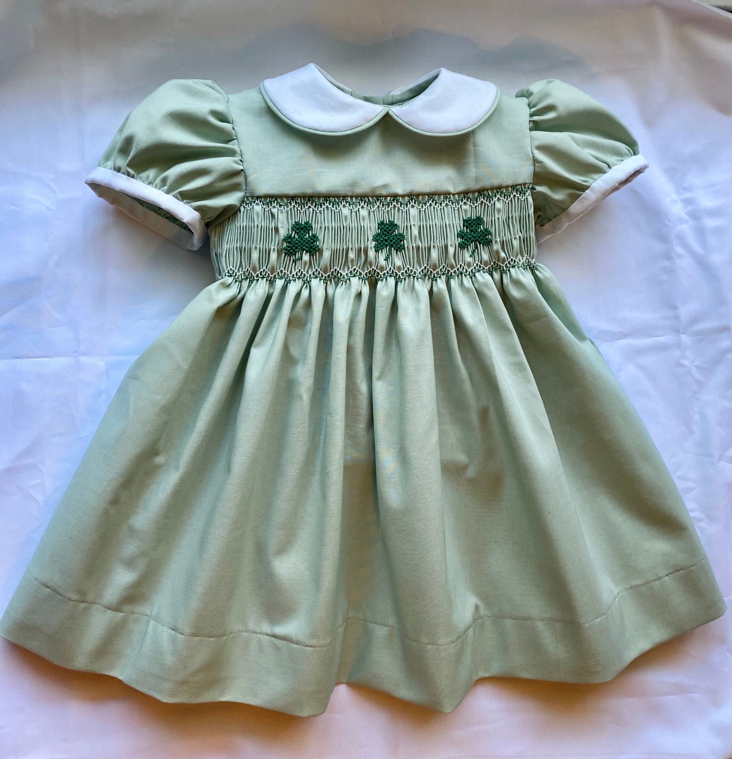 Shamrock Hand Smocked Dress. St. Patrick's Day, Soft Green and White Dress for Baby Girl. Toddler Girl. Made to Order. Shamrock Hand Smocked Dress. St. Patrick's Day, Soft Green and White Dress for Baby Girl. Toddler Girl. Made to Order.