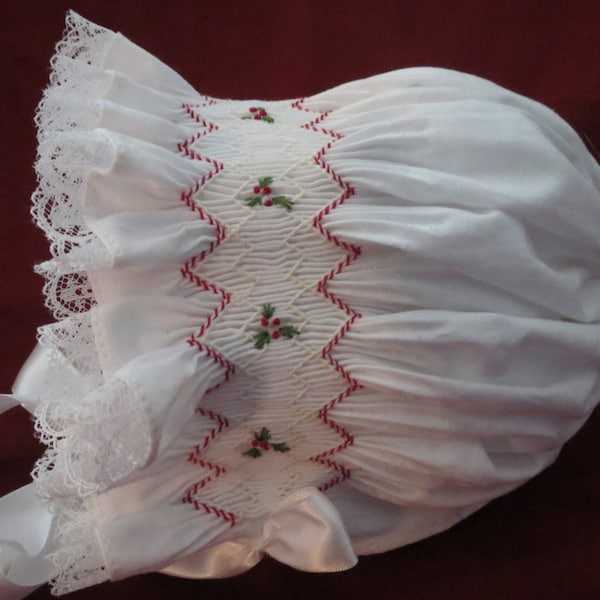 Signature Smocked Girls Receiving Blanket- White main image 0