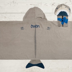 Children&#39;s Hooded Beach Towel FREE Personalization Embroidery
