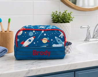 All Over Print-Kulturbeutel für Kinder KOSTENLOSE Stickerei-Personalisierung