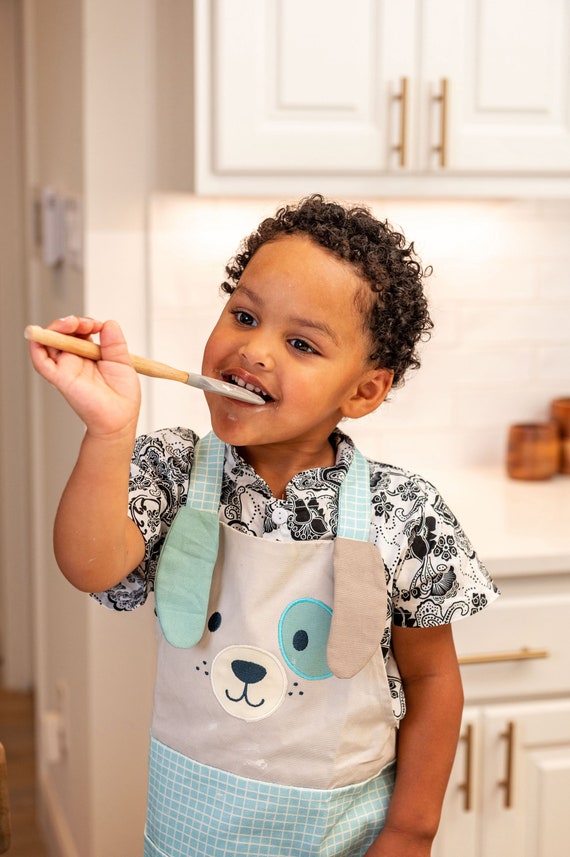 Children's Animal Apron with Embroidery Personalization Perfect for Cooking or Crafts