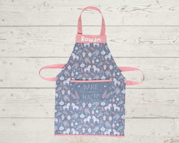 エプロンのクリスマスの装飾ノースリーブエプロン 楽天市場】クリスマスツリー（エプロン・三角巾｜配膳用品・キッチン