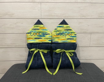 Set of 2 Monogrammed Hooded Baby Towels: Custom Kids Bath Towels