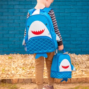 Personalisierter Kinderrucksack: Bestickte Stephen Joseph Schultasche Bild 16
