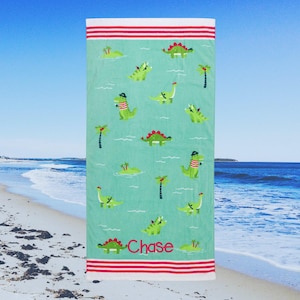 Children&#39;s Personalized Beach Towel Embroidery