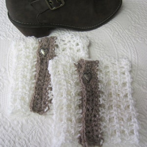 Crochet Boot Cuffs*Sweetheart Boot Cuffs,Boot Topper,Sparkly White Yarn w/ Silver Heart,Boot Sock,Boot Cuff,Free Shipping,Feminine Boot Cuff