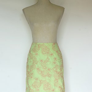 Vintage Lilly Pulitzer Green Skirt With Pink Embroidered Pineapples, Size 0 Lilly Pulitzer Green and Pink Skirt