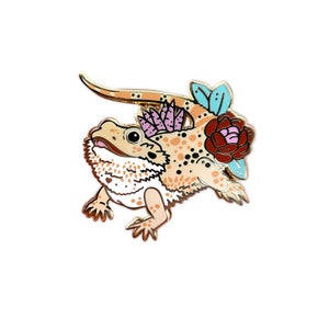 Bearded Dragon Pin, Enamel Pin, Bearded Dragon, Lizard Enamel Pins, Hard Enamel Pin, Lizards, Bearded Dragon Gift, Dragon Pin, Dragon Pins