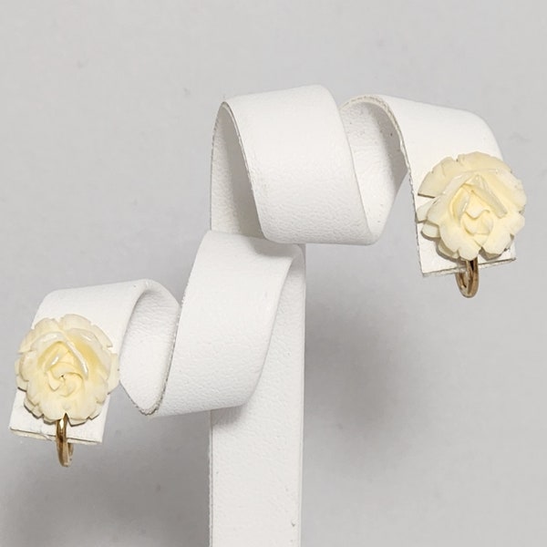 WINARD 1/20 12K Filled Gold Mid Century Carved Ecru Roses Floral Vintage Screw Back Earrings