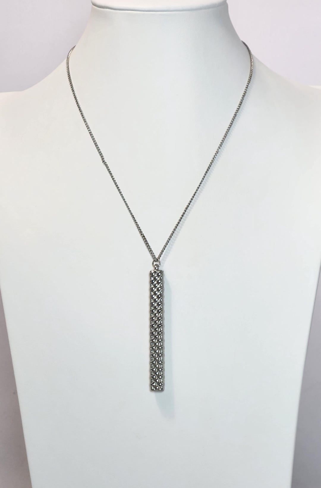 Charming Charlie Silver Plated Textured Vertical Bar Pendant and Chain ...