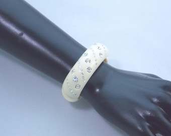 Thermoset Mid Century Plastic Cream with Clear Rhinestones Crystals Vintage Clamper Bracelet
