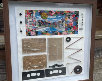 Cassette cassette démontée « Le tour du monde en un jour » de Prince encadrée