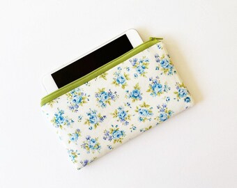 Blue Roses Cotton Zipper Pouch, iPhone Bag, Eyeglasses Case