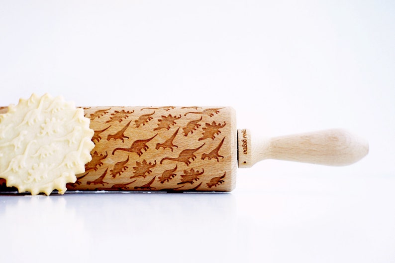 Rolling Pin engraved DINOSAURS - Embossing rolling pin, laser engraved rolling pin Birthday  gift funny 