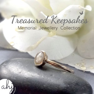 9ct Gold Keepsake Ring, Oval minimalist ring set with cremation ashes or a loved one&#39;s hair, pet remembrance ring, Memorial Jewellery gift