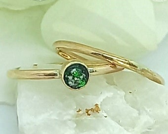 Gold Ashes Ring, Minimalist Style Remembrance Ring for loved Ones and Pets, Memorial Keepsake