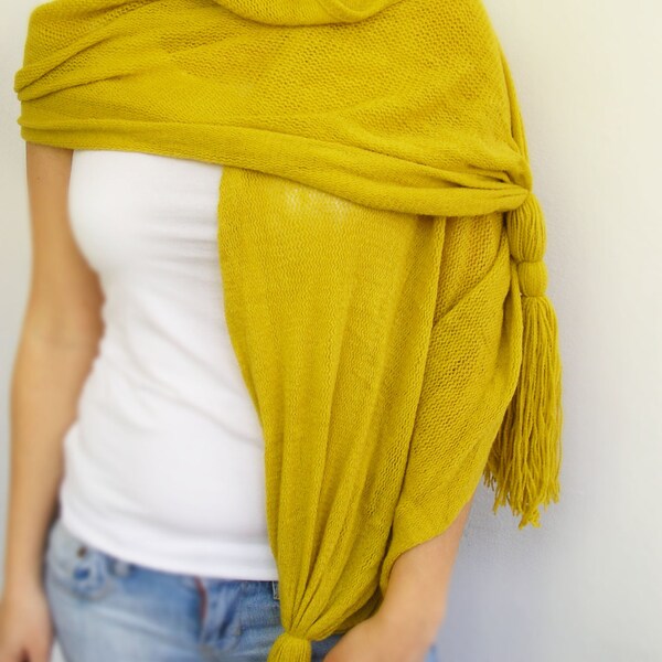 SALE//Shawl/Yellow Shawl/fashion accessory/elegance shawl/shawl with tassel/scarf/scarves