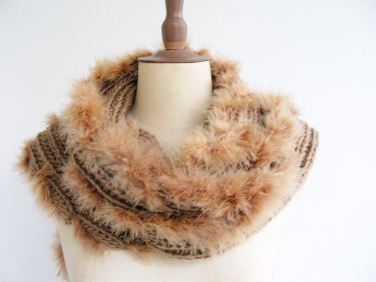 schals knitted shawl