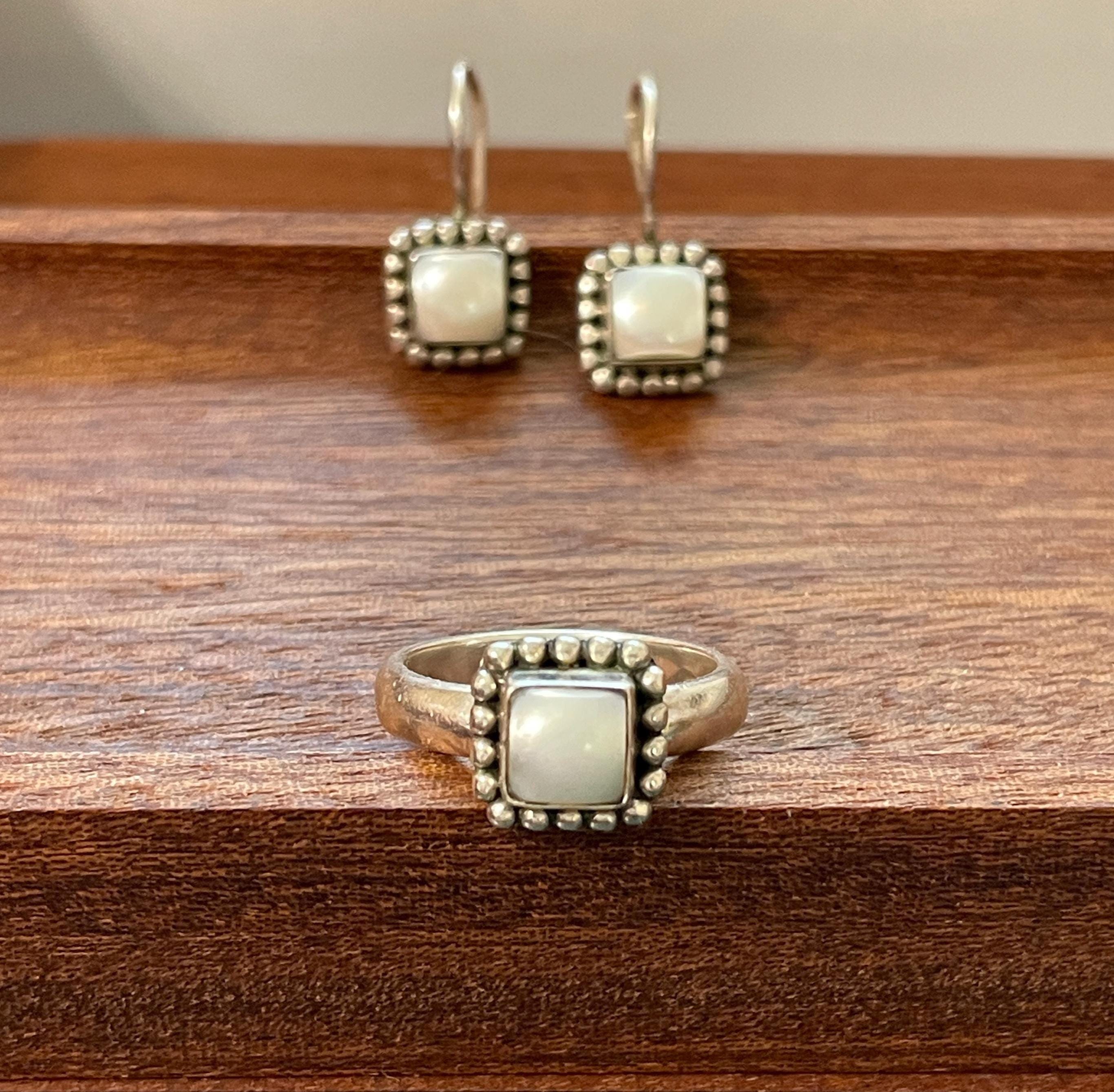 Retired Silpada Pearl Button Frame Ring & Earrings Set R1617 W1394 Silpada Pearl Ring Size 7 Silpada Pearl Earrings Silpada Sterling Silver