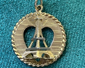 French 18K Eiffel Tower Pendant 18K Gold Eiffel Tower Heart Charm Vintage 18K Charm Eiffel Tower Jewelry Vintage Paris Jewelry