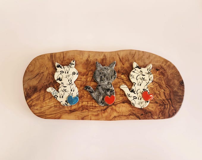 Handmade Ceramic Cat Magnet / Cat Lover Gift / Pottery Kitty Magnet / Whimsical Cat Decor