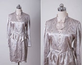 Vintage 1970s Dress Retro Silver Grey Peplum Formal Bow Tie Prom Party Mini Dress 70s Antique Edwardian Style Long Sleeves Dress Small
