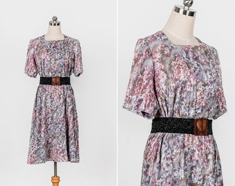 1970s Vintage Grey Purple Textured Floral Pleated High Waisted Skirt Midi Dress | 70s Vintage Summer Long Dress M L