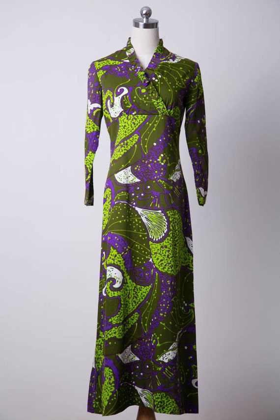 SALE  - 1960s Vintage Dress / 60s Green Purple Ma… - image 2