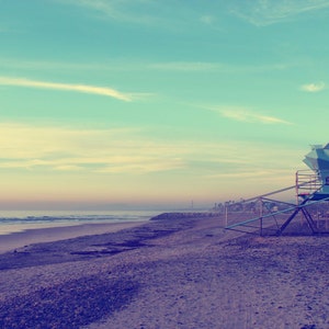 Lifeguard Tower, Sunset, Carlsbad Ocean Strand, Carlsbad, California