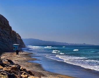 Coastal Waters of Torrey Pines, Ocean, Cliffs, Lifeguard Tower, San Diego, California