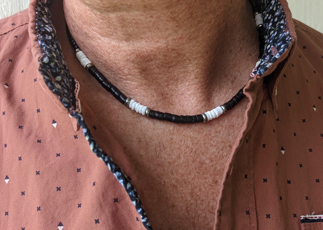 Mens Necklace Black and White Puka, Beaded Necklace, Puka Shell