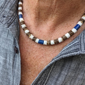 Collana da surf con conchiglia Puka bianca, collana da surfista da uomo, pietra lapislazzuli blu in stile hawaiano, regalo per lui, larghezza 8 mm, regalo per uomo