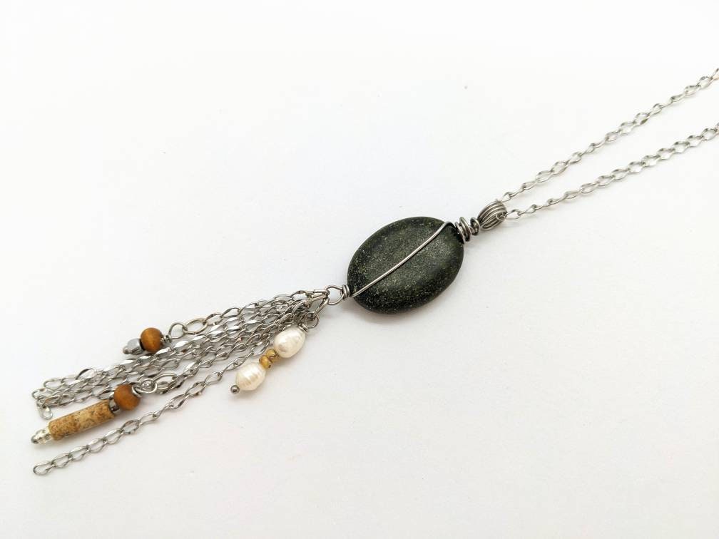 Collana lunga in legno da donna in stile etnico bohémien