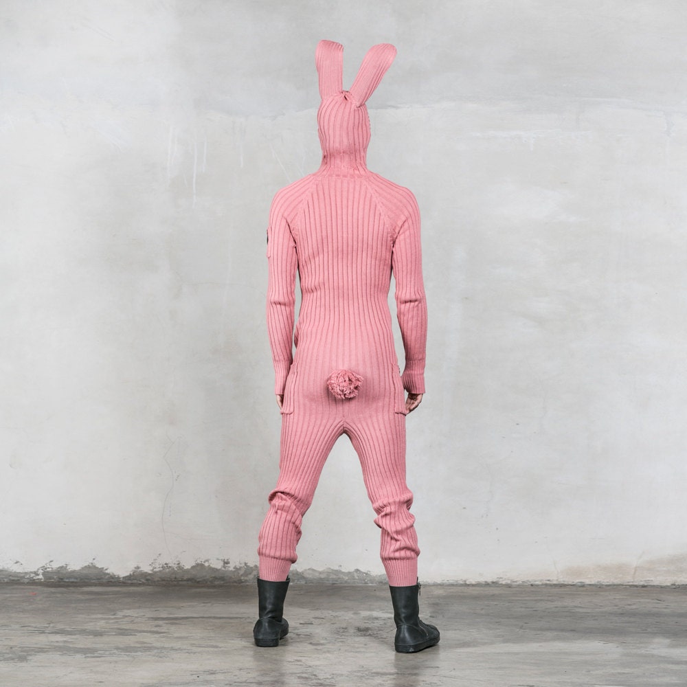 Non-Professional mother i'd like to fuck in bunny outfit