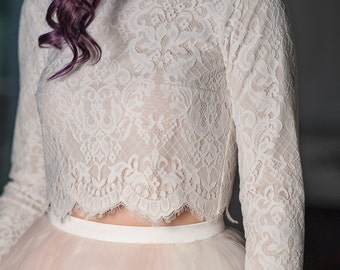 Magnolia - bridal crop top / long sleeve crop top / lined bridal top / royal pattern lace top / lace crop top / bridal lace crop top