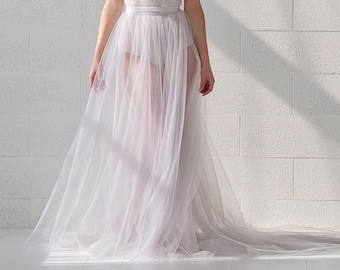 Fiona - detachable tulle overskirt skirt with a bow in the back
