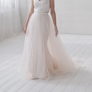 Delilah - detachable tulle overskirt skirt with an optional touch of color / detachable bridal over skirt / removable tulle train