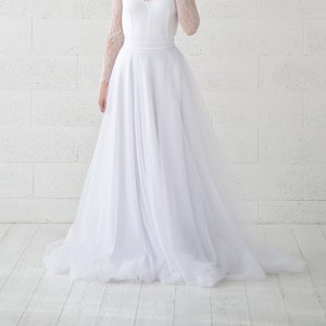 Yona - very slim and flat tulle wedding skirt for brides with a small train