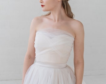 Gaia - bridal corset top with additional removable pieces / off the shoulders bridal top / sweetheart satin corset top / tulle corset