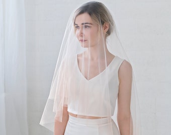 Leah - ombre wedding veil